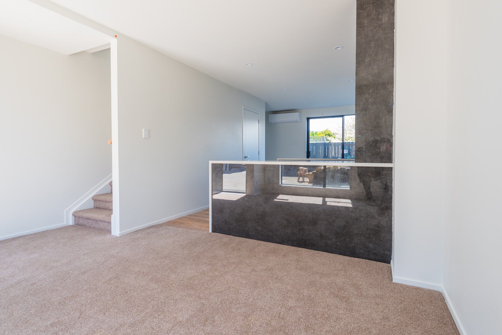 Russell Terraces living space